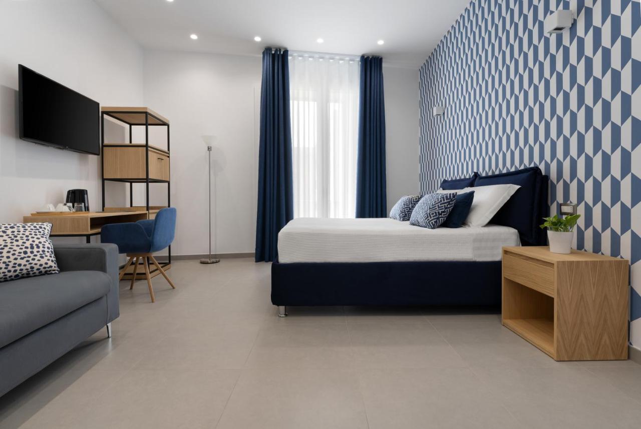 Hsuites Luxury B&B Castellammare di Stabia Exterior photo