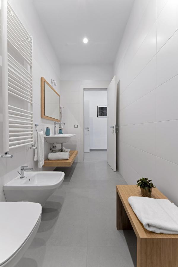 Hsuites Luxury B&B Castellammare di Stabia Exterior photo
