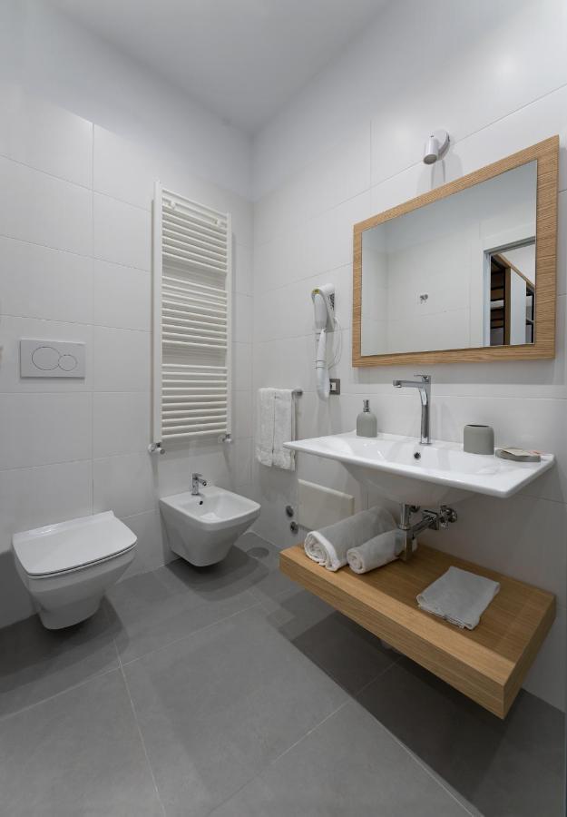 Hsuites Luxury B&B Castellammare di Stabia Exterior photo