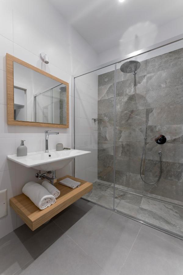 Hsuites Luxury B&B Castellammare di Stabia Exterior photo
