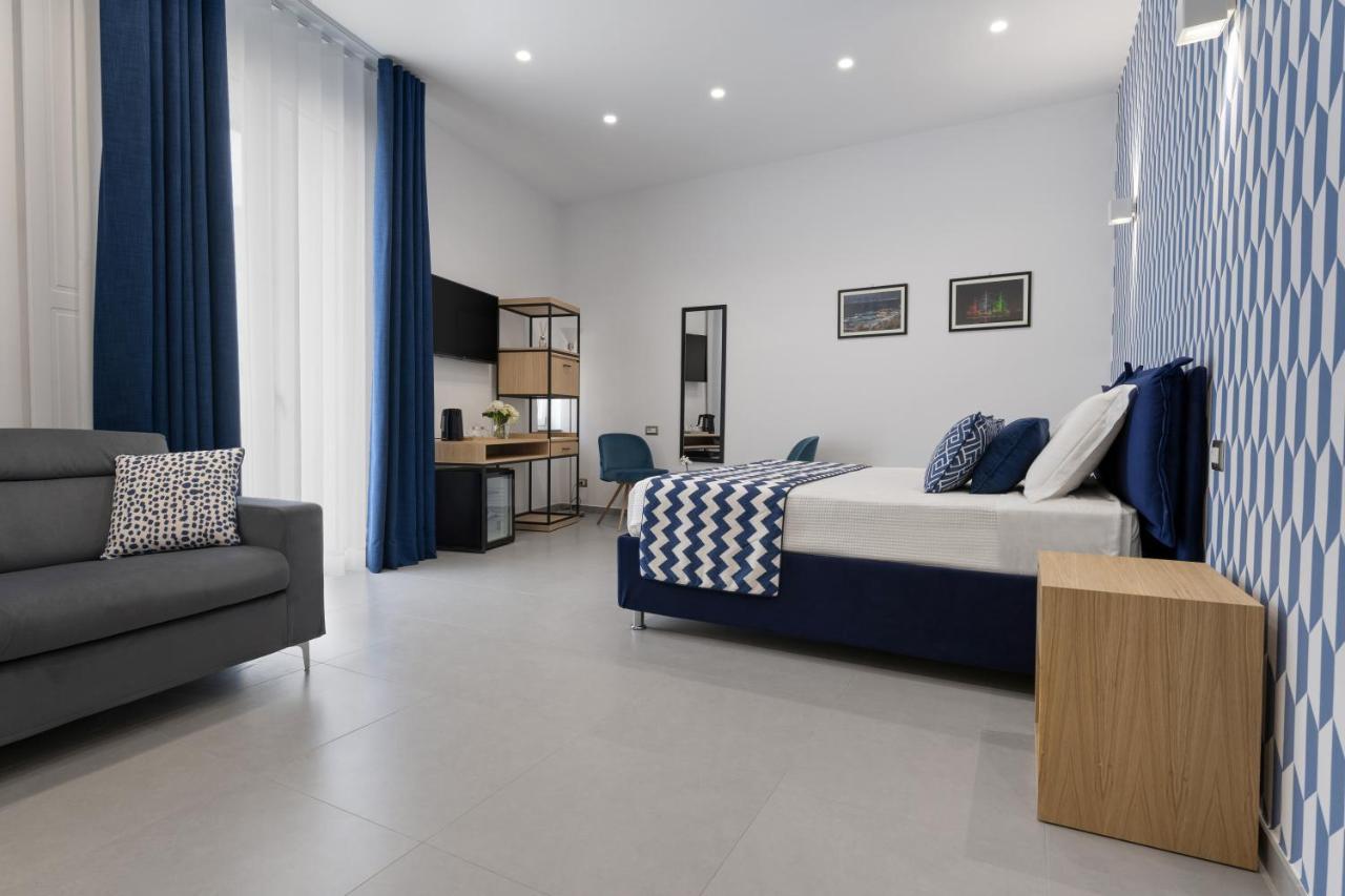 Hsuites Luxury B&B Castellammare di Stabia Exterior photo